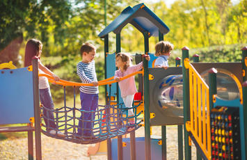 Wyposażenie i zabawki